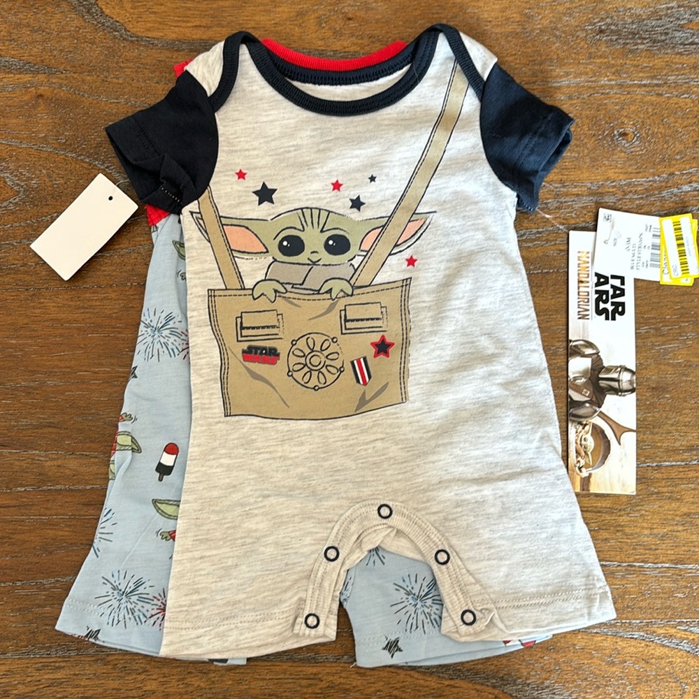 Star Wars 2 piece set Yoda NWT